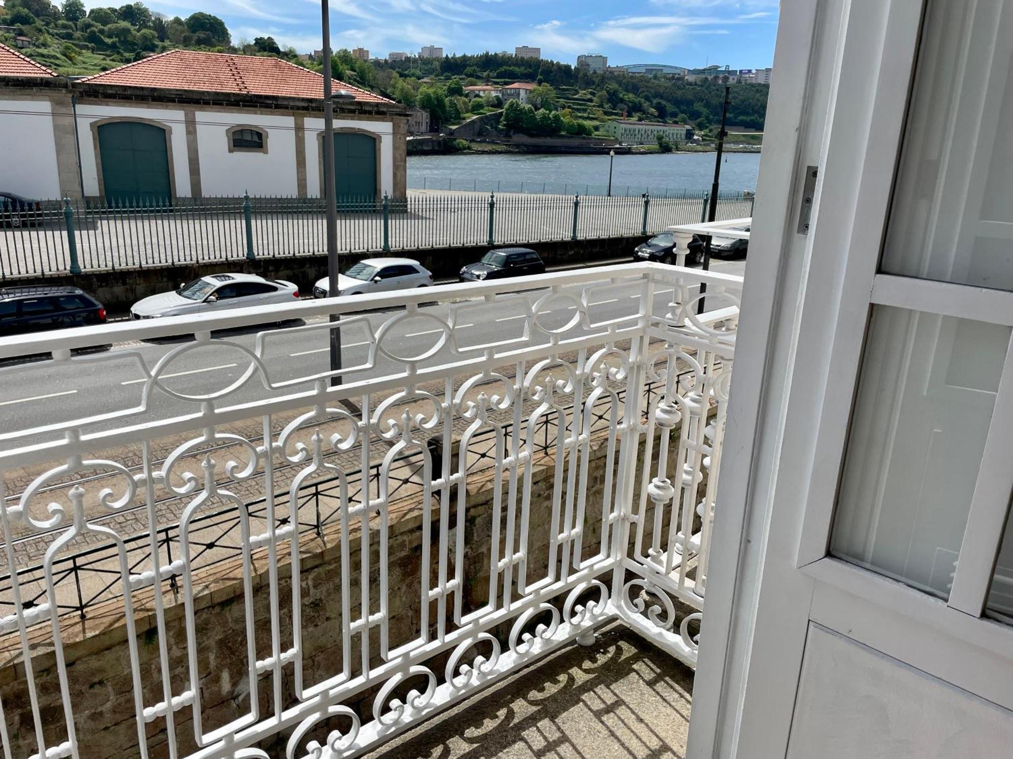 Douro River Charming Flats Porto Exterior photo